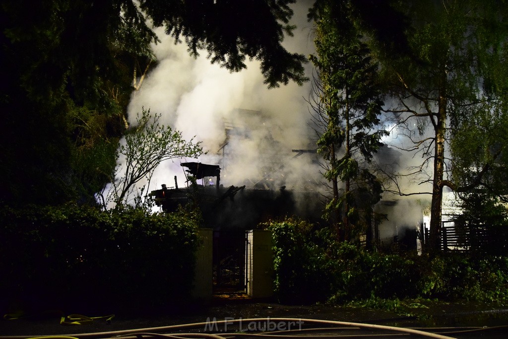 Grossfeuer Einfamilienhaus Siegburg Muehlengrabenstr P0048.JPG - Miklos Laubert